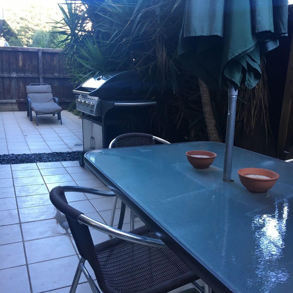 Brighton Bay Apartments Мелбърн Екстериор снимка